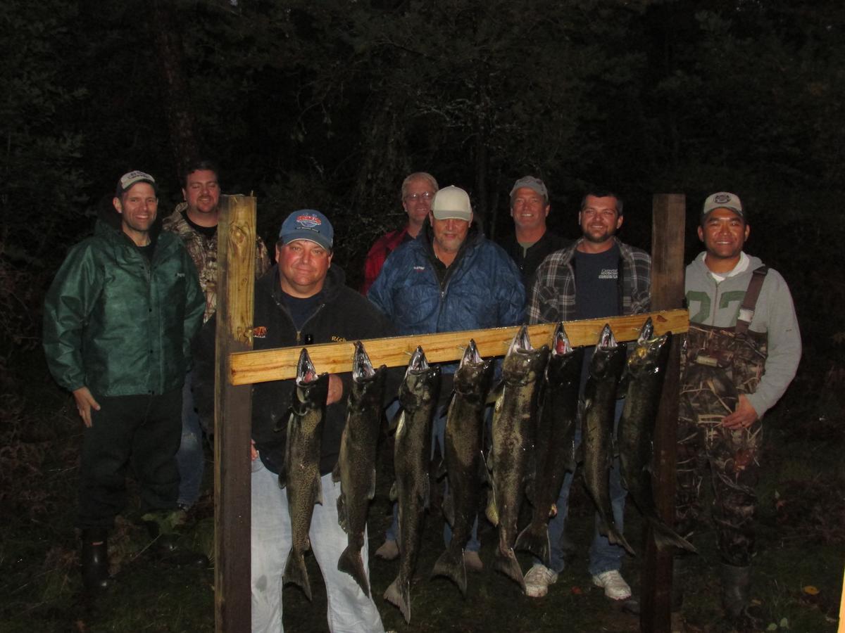 Best Bear Lodge & Campground Irons Eksteriør bilde