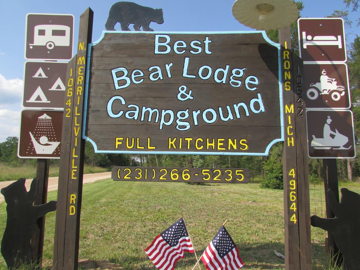 Best Bear Lodge & Campground Irons Eksteriør bilde
